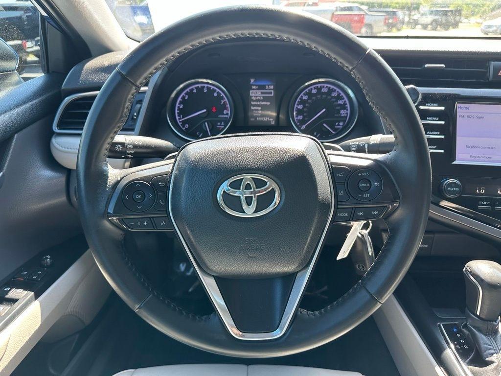 Toyota Camry XLE Auto (Natl) 2019