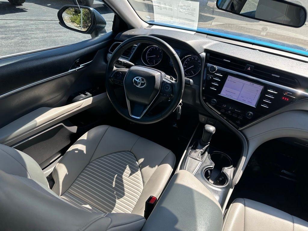 Toyota Camry XLE Auto (Natl) 2019