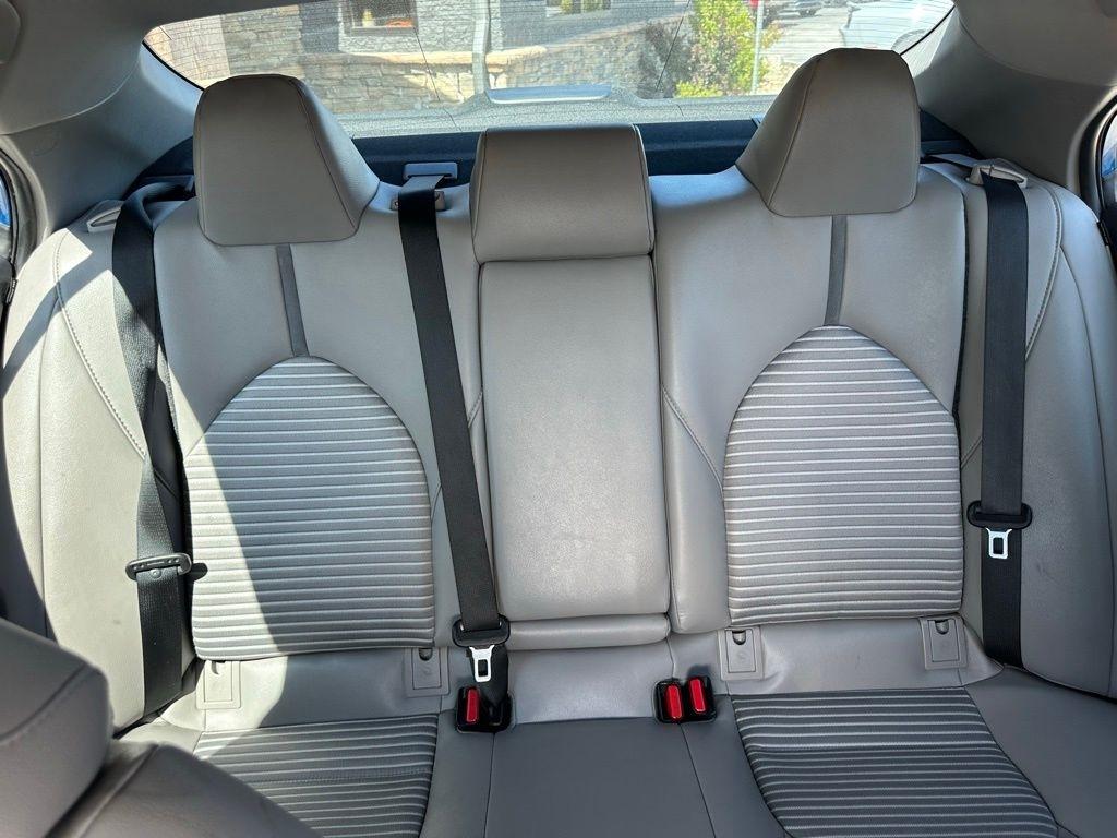 Toyota Camry XLE Auto (Natl) 2019