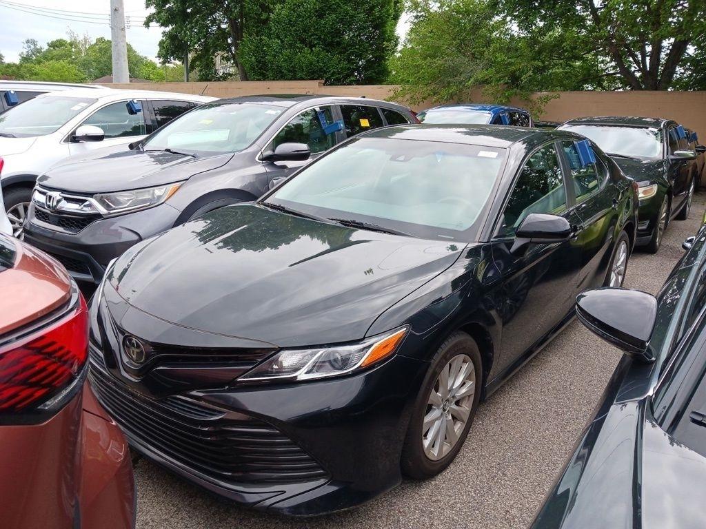 Toyota Camry XLE Auto (Natl) 2018