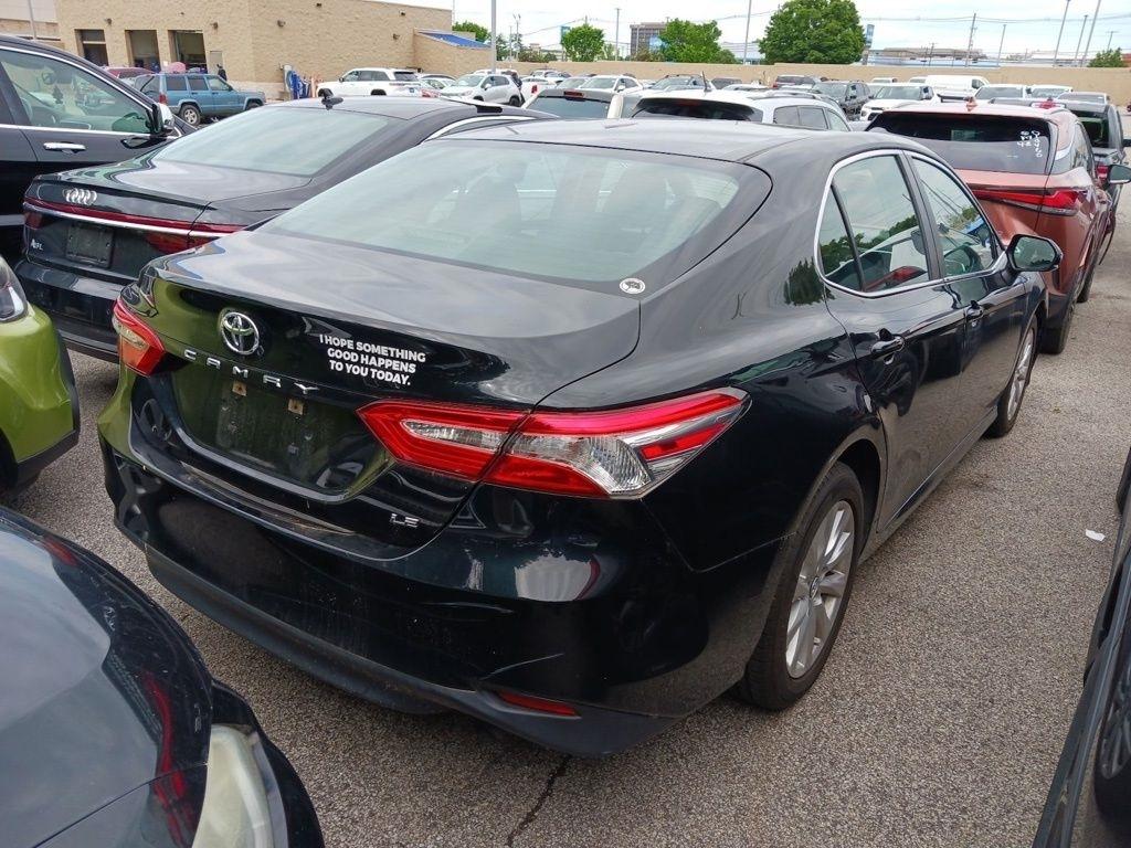 Toyota Camry XLE Auto (Natl) 2018