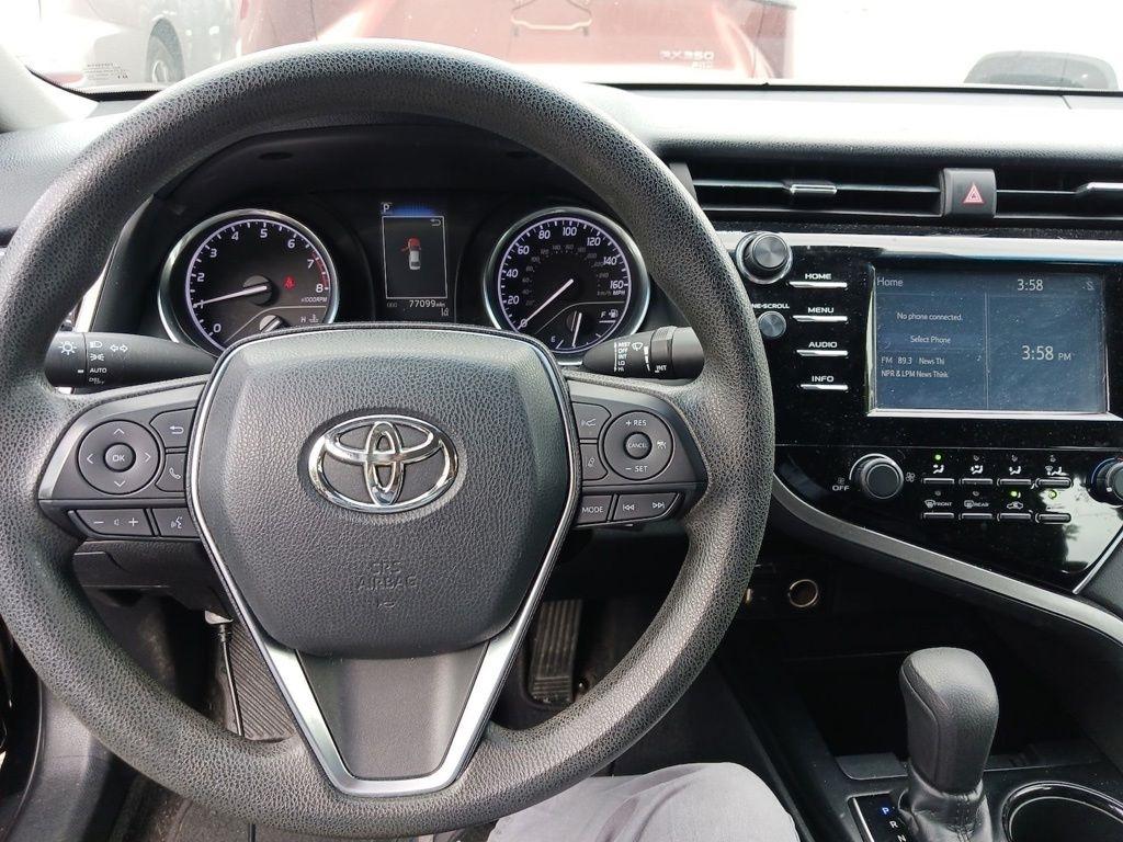 Toyota Camry XLE Auto (Natl) 2018