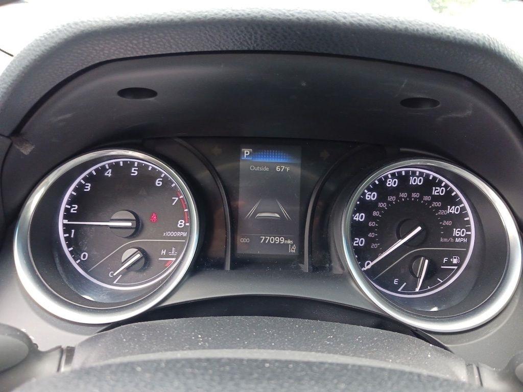 Toyota Camry XLE Auto (Natl) 2018
