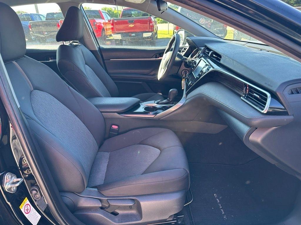 Toyota Camry XLE Auto (Natl) 2018