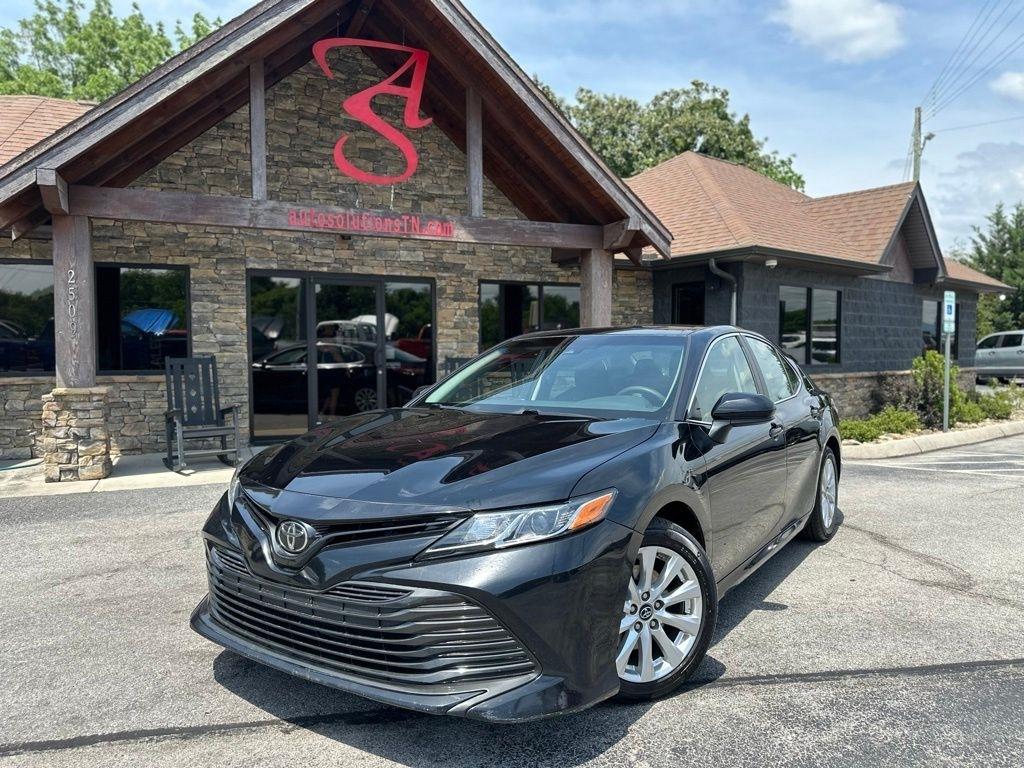Toyota Camry XLE Auto (Natl) 2018