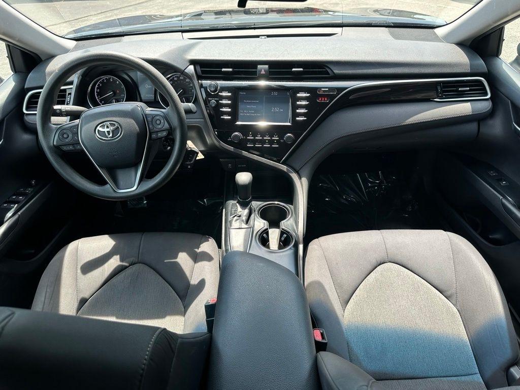 Toyota Camry XLE Auto (Natl) 2018