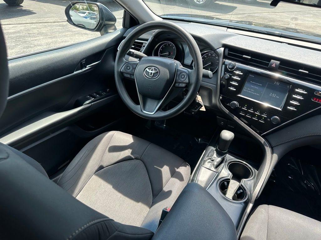 Toyota Camry XLE Auto (Natl) 2018