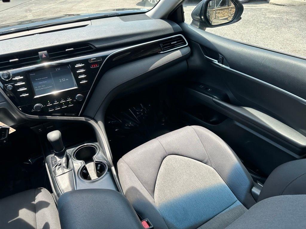 Toyota Camry XLE Auto (Natl) 2018