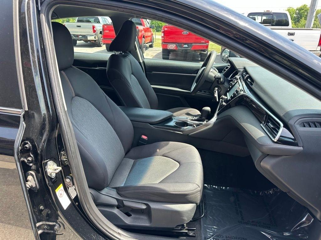 Toyota Camry XLE Auto (Natl) 2018