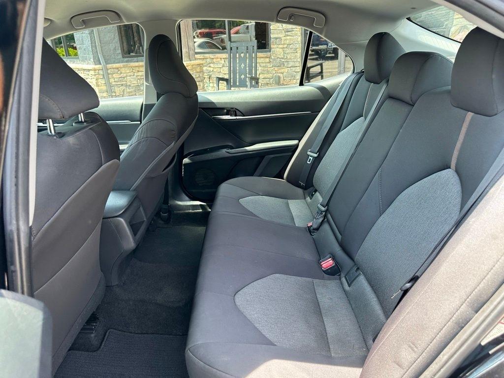 Toyota Camry XLE Auto (Natl) 2018