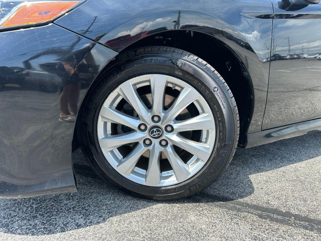 Toyota Camry XLE Auto (Natl) 2018