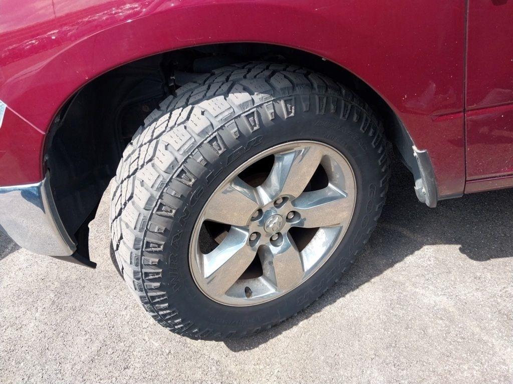 RAM 1500 4WD Crew Cab 140.5" Big Horn 2016