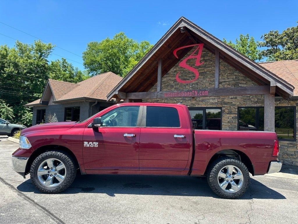 RAM 1500 4WD Crew Cab 140.5" Big Horn 2016