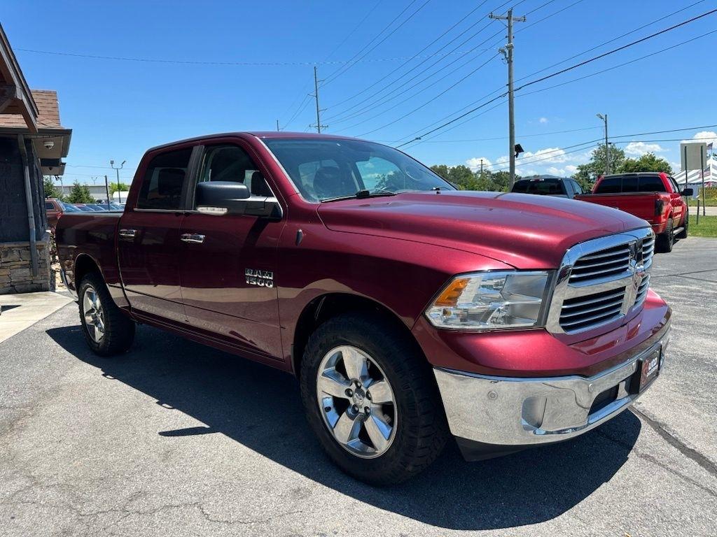 RAM 1500 4WD Crew Cab 140.5" Big Horn 2016