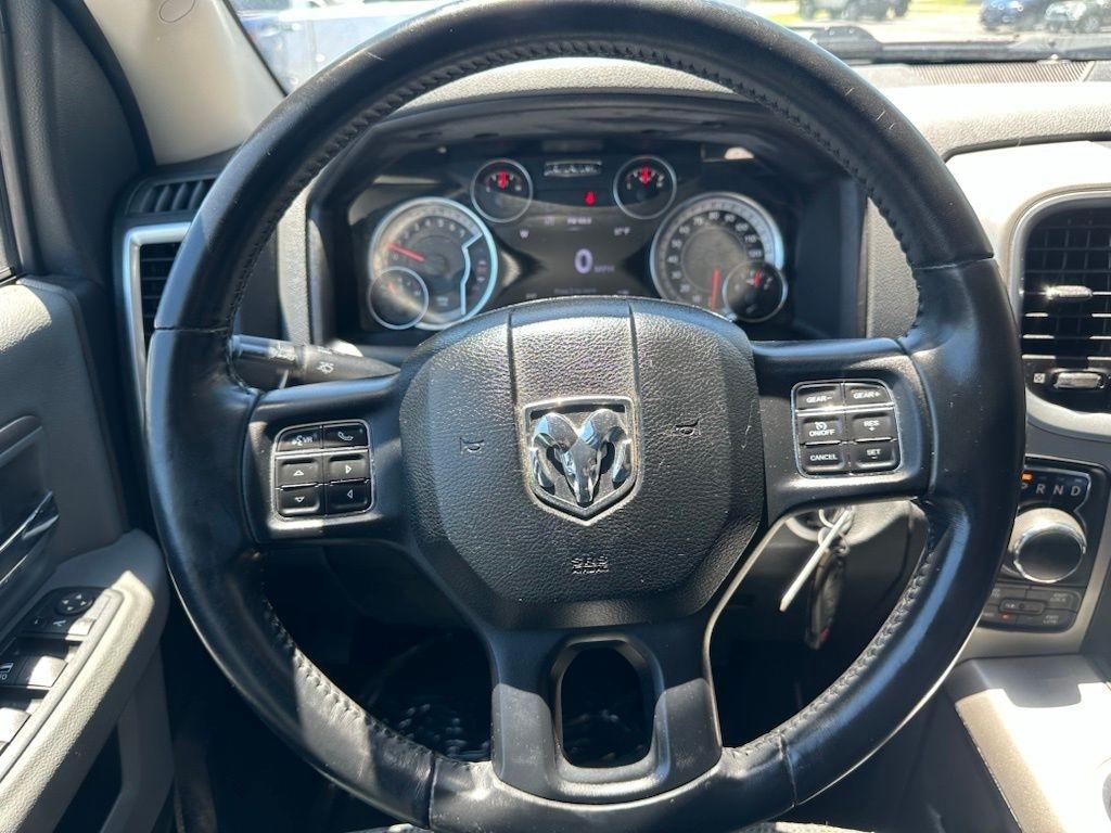 RAM 1500 4WD Crew Cab 140.5" Big Horn 2016