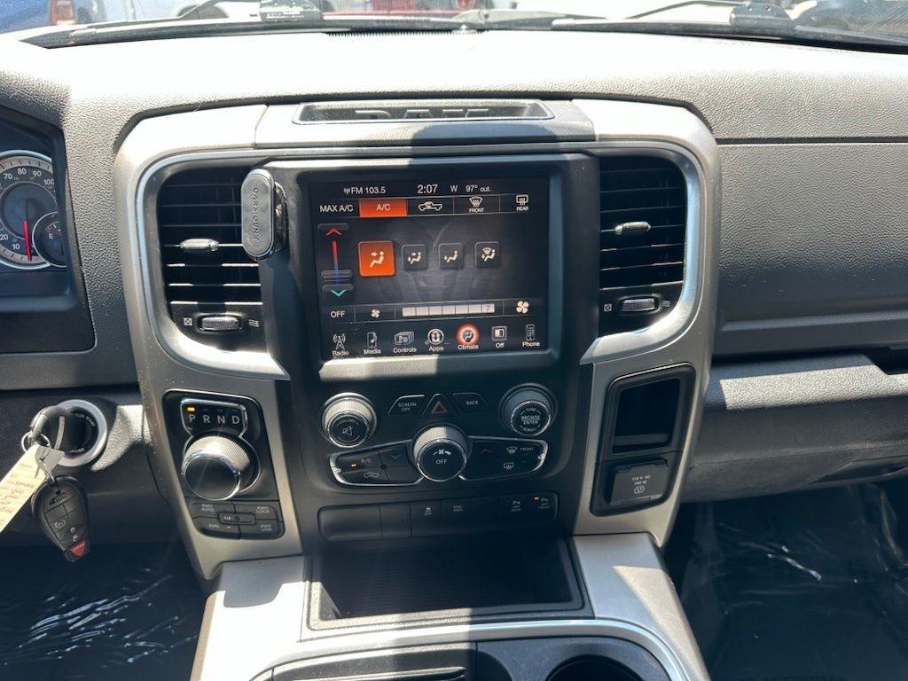 RAM 1500 4WD Crew Cab 140.5" Big Horn 2016