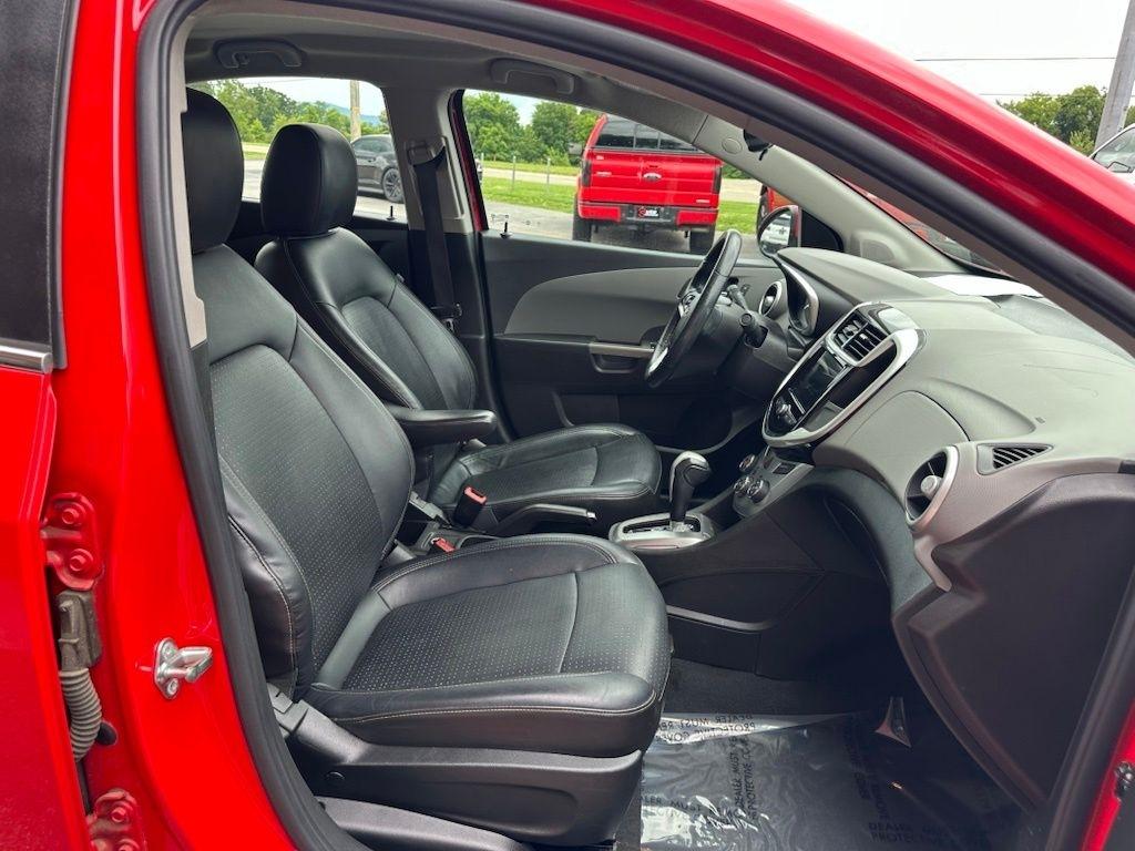 Chevrolet Sonic 4dr Sdn Auto Premier 2018