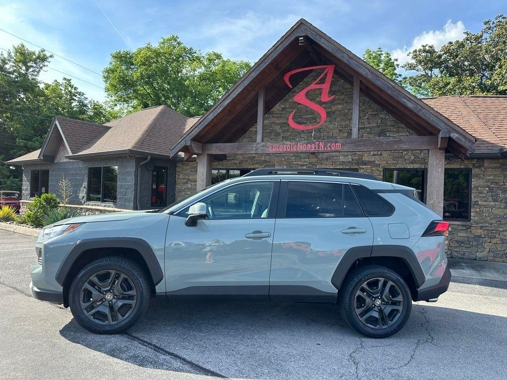 Toyota RAV4 Adventure AWD (Natl) 2022