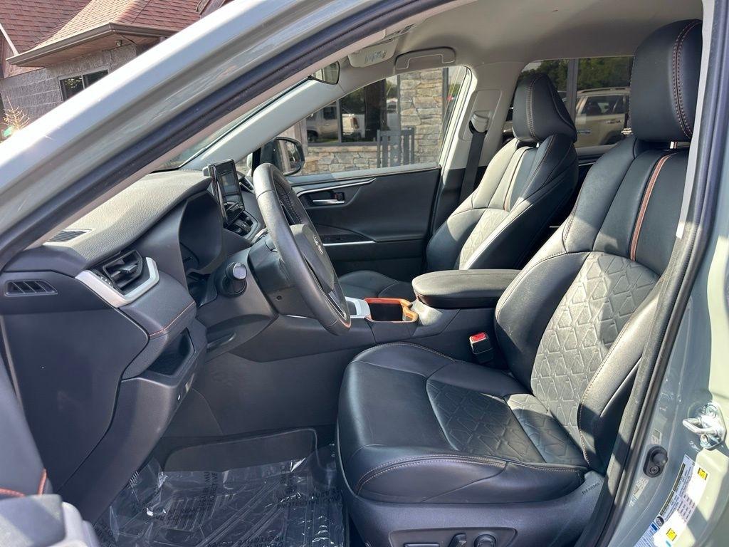 Toyota RAV4 Adventure AWD (Natl) 2022