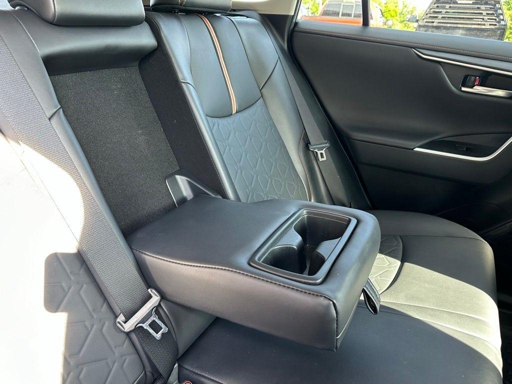 Toyota RAV4 Adventure AWD (Natl) 2022