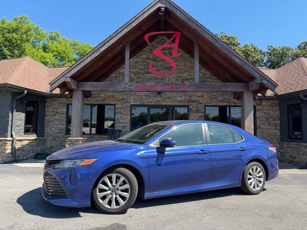 Toyota Camry XLE Auto (Natl) 2018