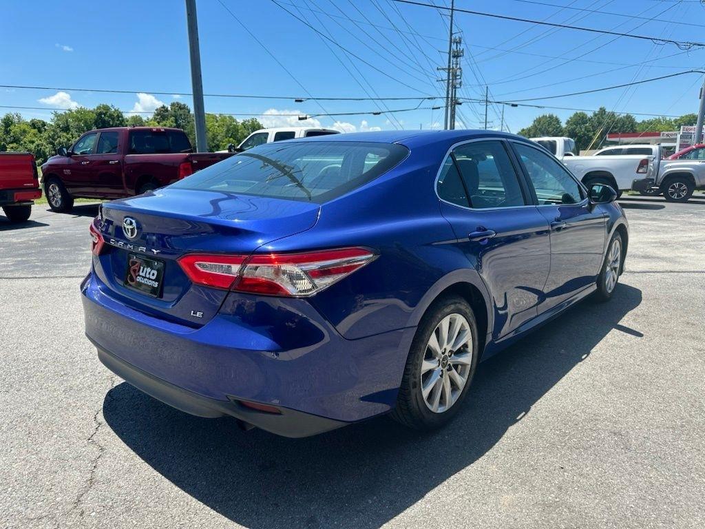Toyota Camry XLE Auto (Natl) 2018