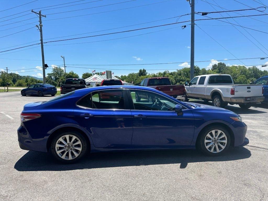Toyota Camry XLE Auto (Natl) 2018