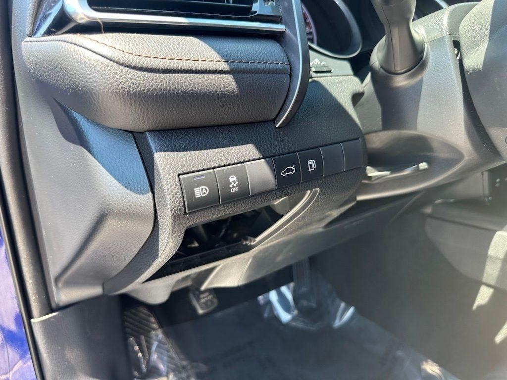 Toyota Camry XLE Auto (Natl) 2018