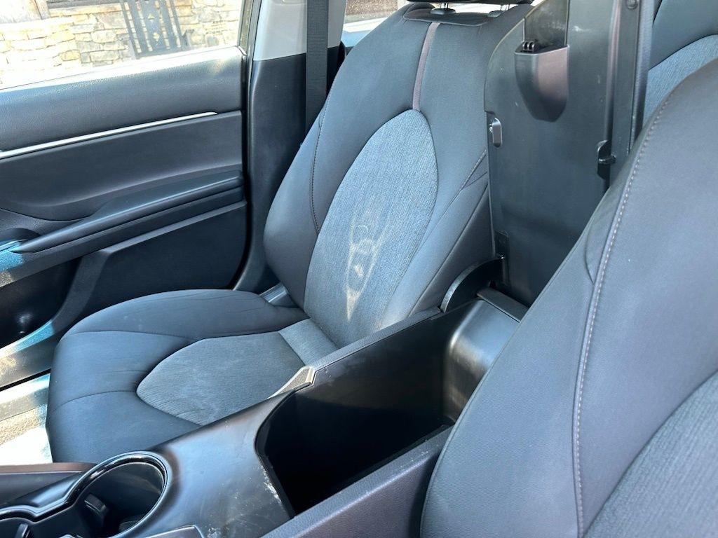 Toyota Camry XLE Auto (Natl) 2018