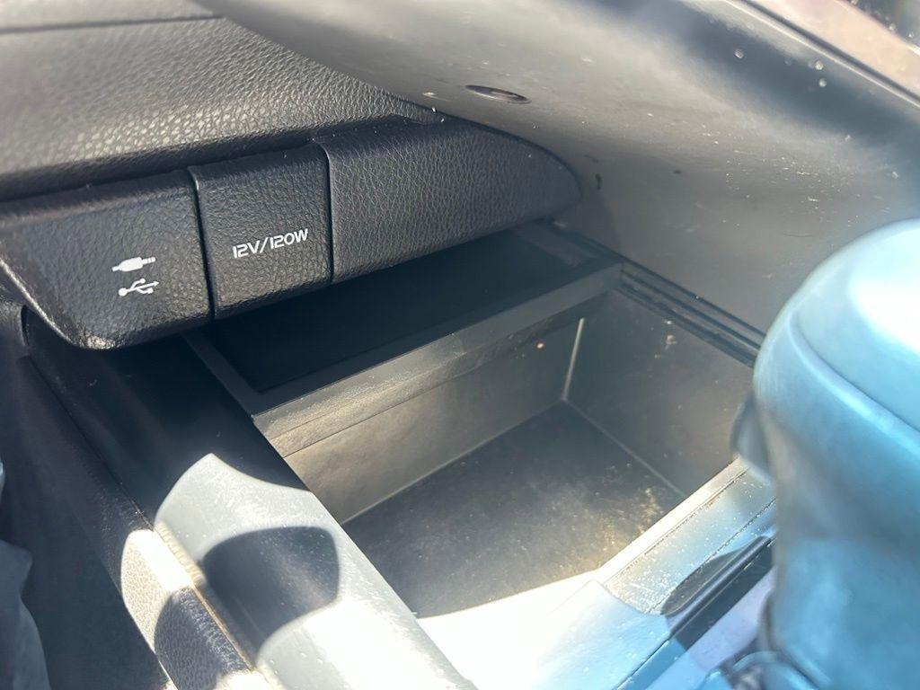 Toyota Camry XLE Auto (Natl) 2018