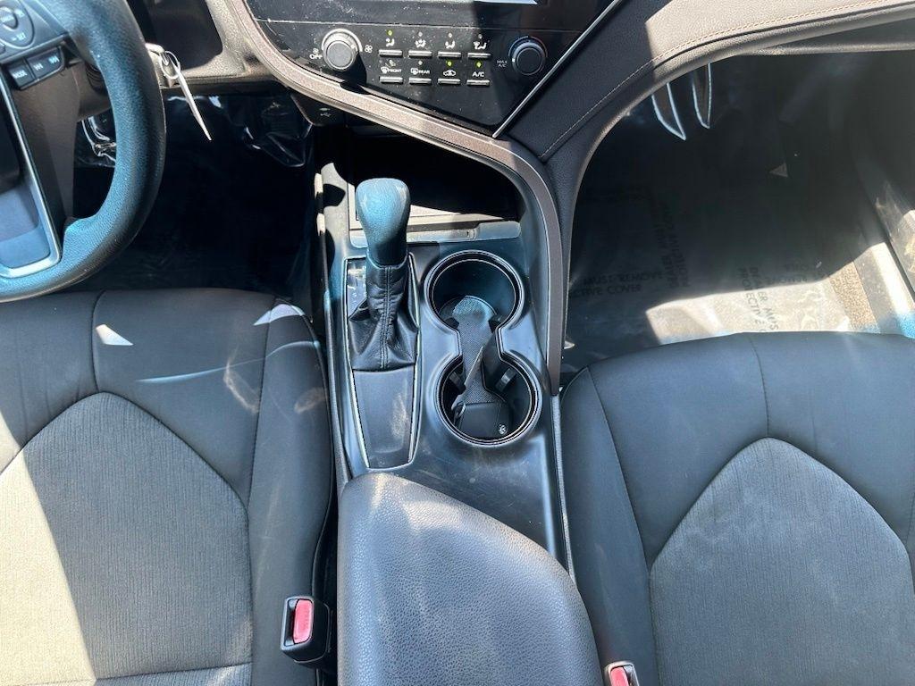 Toyota Camry XLE Auto (Natl) 2018