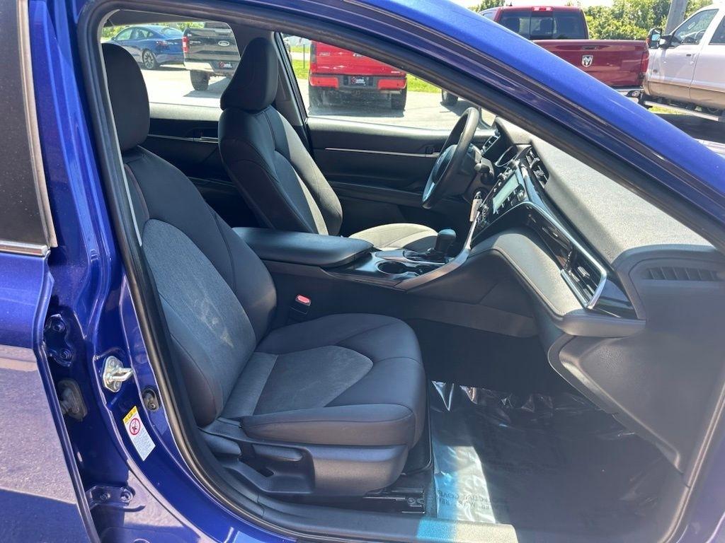 Toyota Camry XLE Auto (Natl) 2018