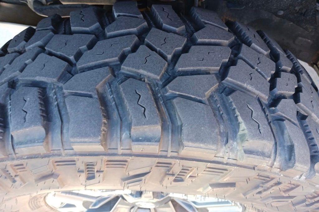 Toyota Tacoma TRD Off Road Double Cab 5' Bed V6 4x4 MT (Natl) 2017