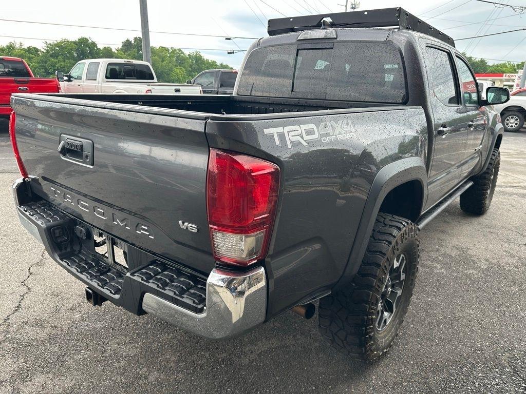 Toyota Tacoma TRD Off Road Double Cab 5' Bed V6 4x4 MT (Natl) 2017