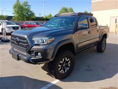 2017 Toyota Tacoma 