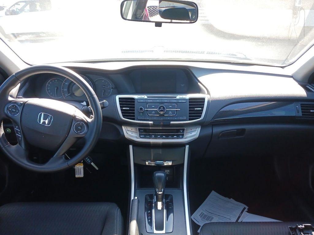 Honda Accord Sedan 4dr I4 CVT Sport 2015
