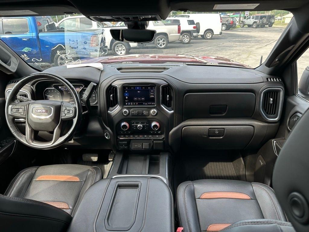 GMC Sierra 1500 4WD Crew Cab 157" AT4 2020