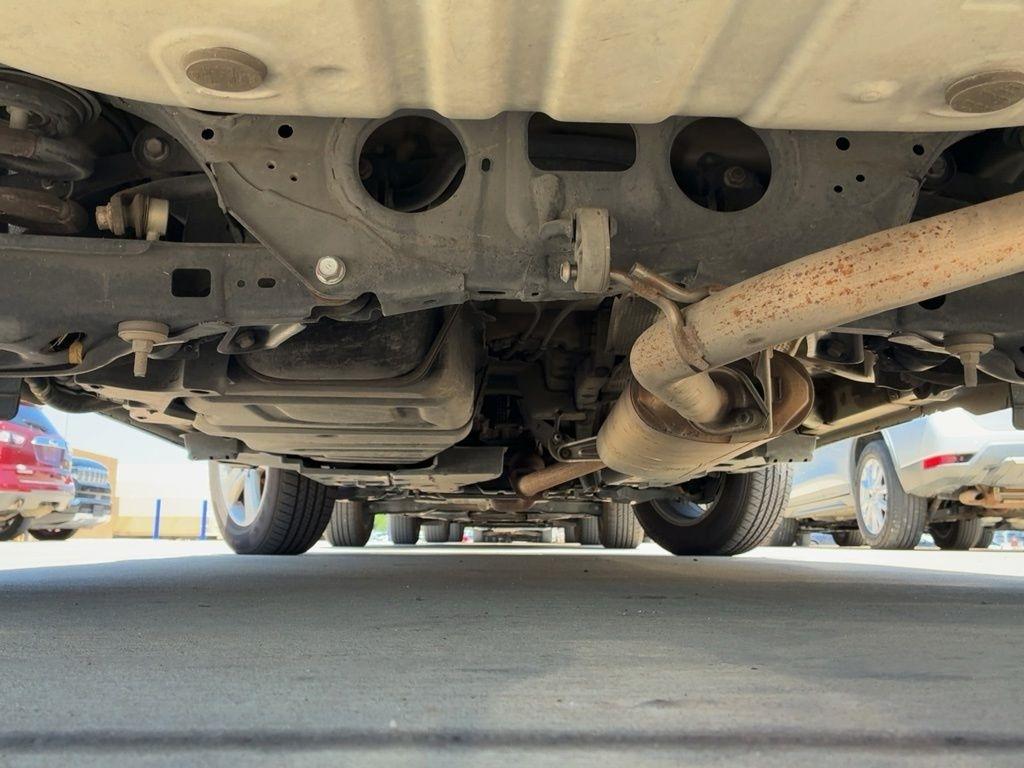 Toyota RAV4 FWD 4dr XLE (Natl) 2015