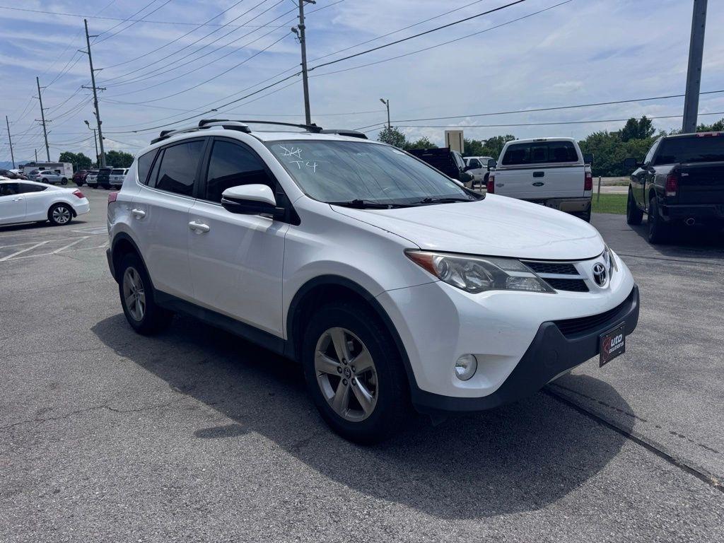 Toyota RAV4 FWD 4dr XLE (Natl) 2015