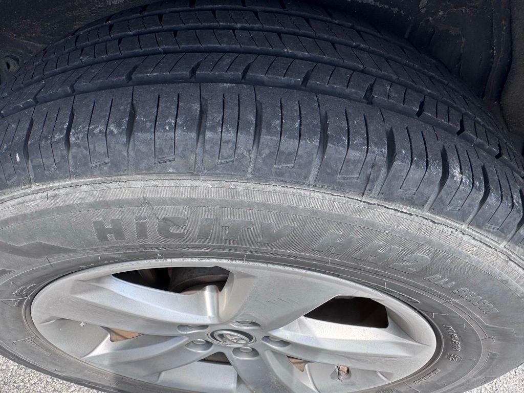 Toyota RAV4 FWD 4dr XLE (Natl) 2015