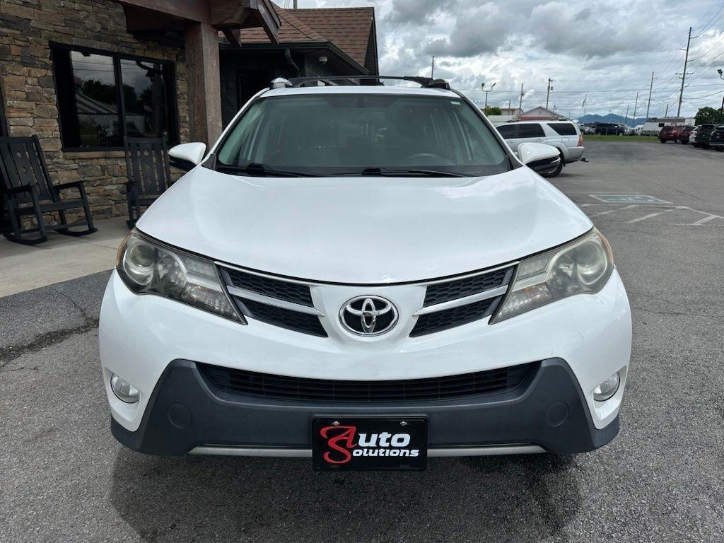 Toyota RAV4 FWD 4dr XLE (Natl) 2015