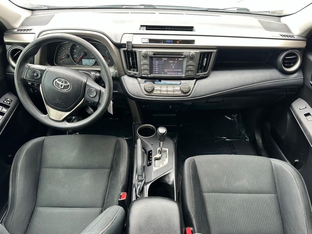 Toyota RAV4 FWD 4dr XLE (Natl) 2015