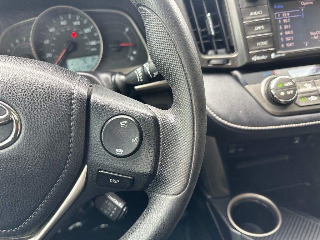 Toyota RAV4 FWD 4dr XLE (Natl) 2015
