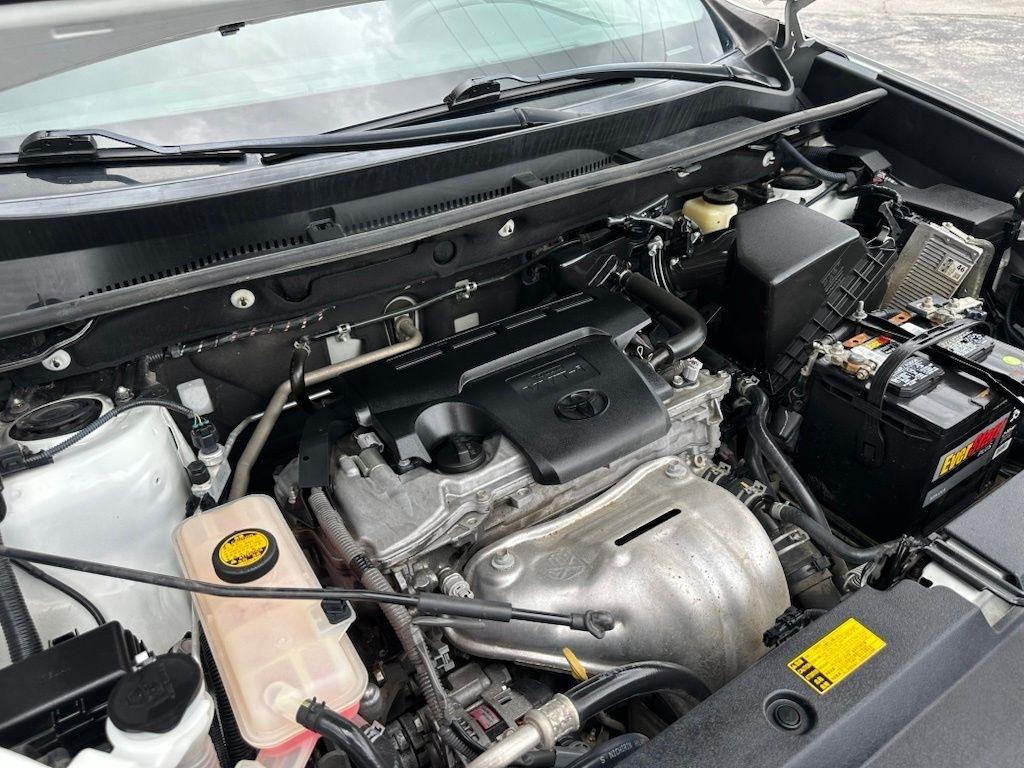 Toyota RAV4 FWD 4dr XLE (Natl) 2015