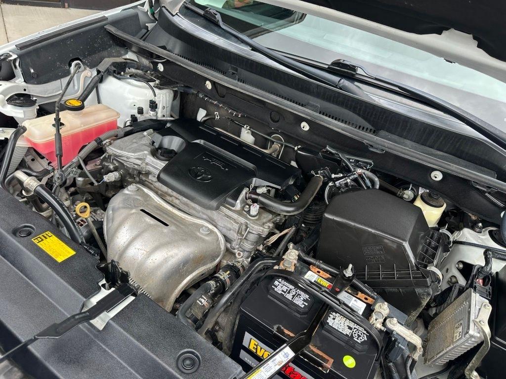 Toyota RAV4 FWD 4dr XLE (Natl) 2015
