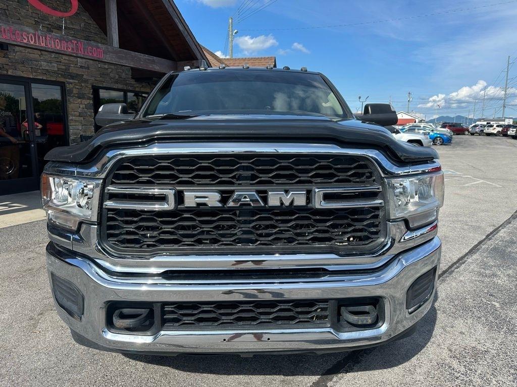 RAM 3500 Chassis Cab Tradesman 4WD Crew Cab 60" CA 172.4" WB 2019