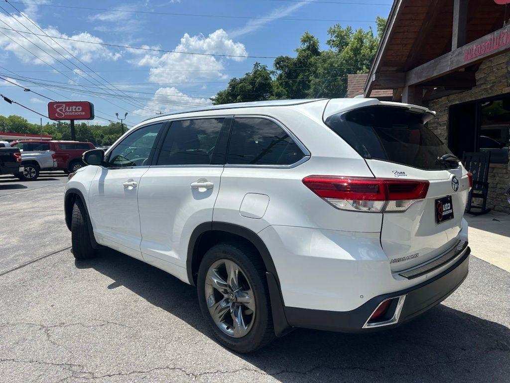 Toyota Highlander Limited V6 AWD (Natl) 2017