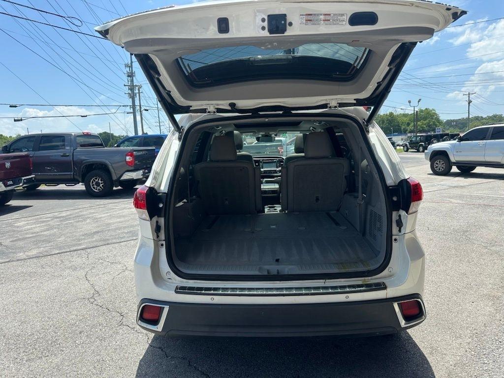 Toyota Highlander Limited V6 AWD (Natl) 2017