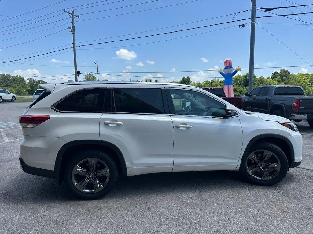 Toyota Highlander Limited V6 AWD (Natl) 2017