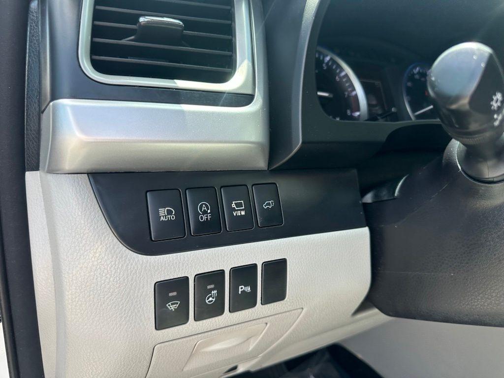 Toyota Highlander Limited V6 AWD (Natl) 2017